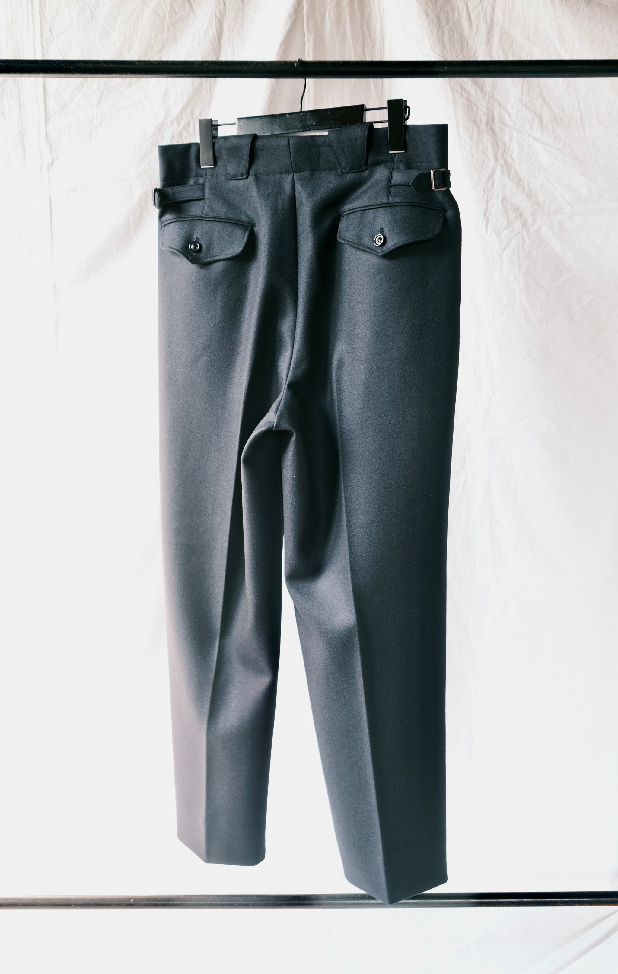 Super Fine Light Melton Tucked Trousers – acacia