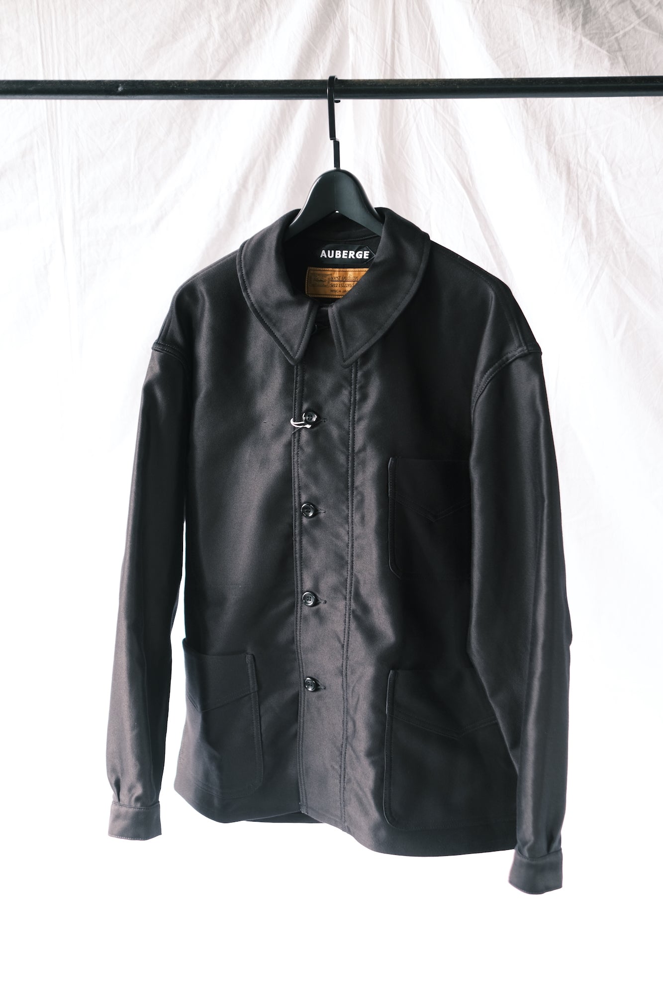 CARIB NOIR – acacia